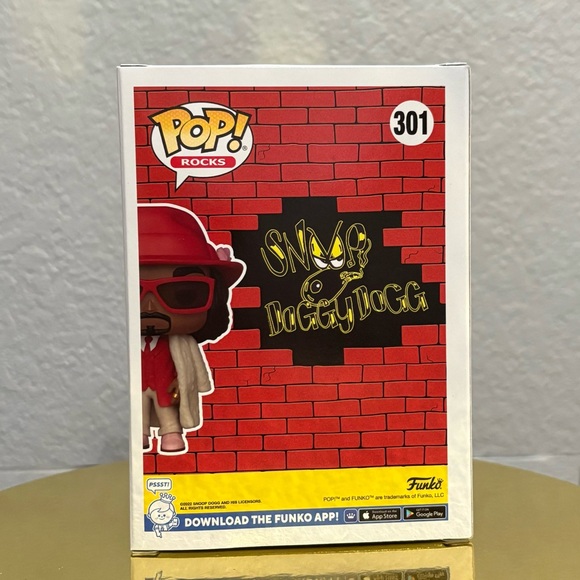 Brand New Funko Pop! ROCKS SNOOP DOGG - Picture 5 of 7